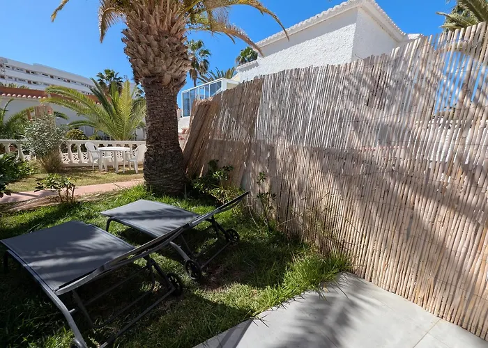 Sun Relax Urbania Адехе