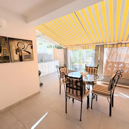 Sun Relax Urbania Апартаменты