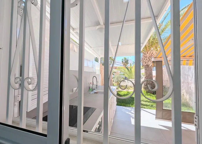 Sun Relax Urbania Апартаменты Адехе