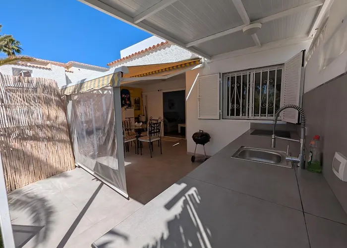 Sun Relax Urbania Апартаменты *